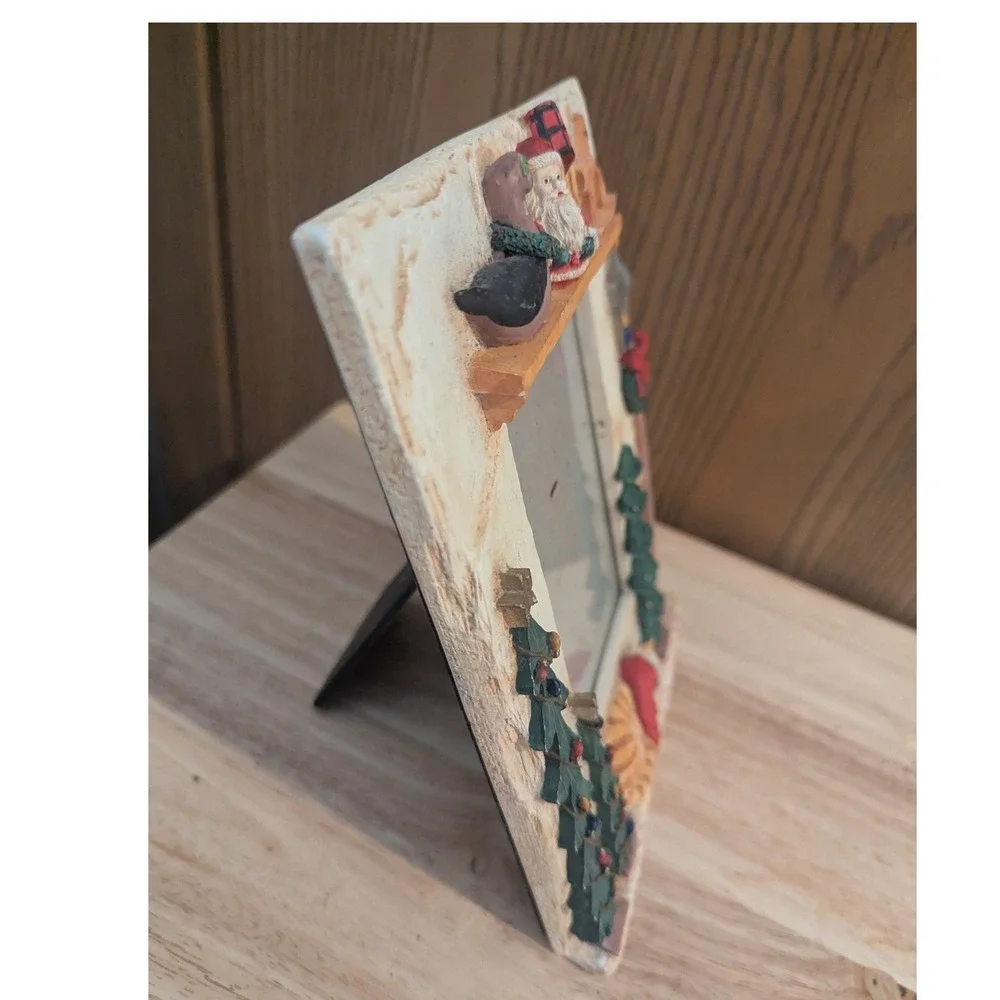 Christmas Holiday Resin Picture Frame Sleeping Cat Santa Trees 3D Tabletop Decor